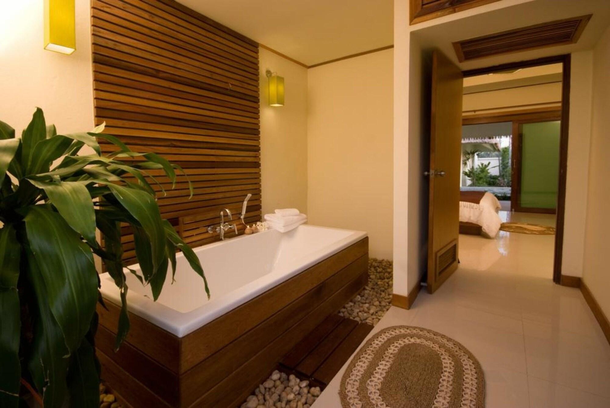 Nantra De Deluxe Hotel Had Yao Beach Екстериор снимка